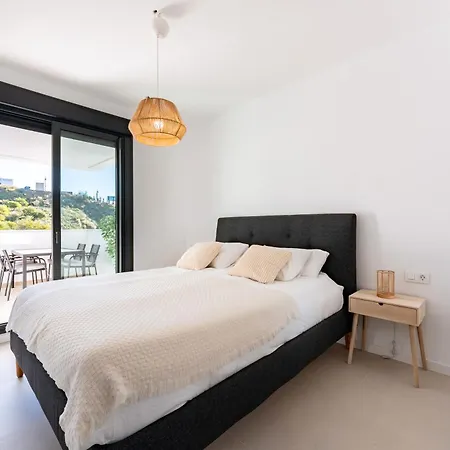 Middle Views West Lejlighed *