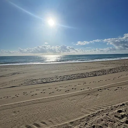 Middle Views West Apartmán *